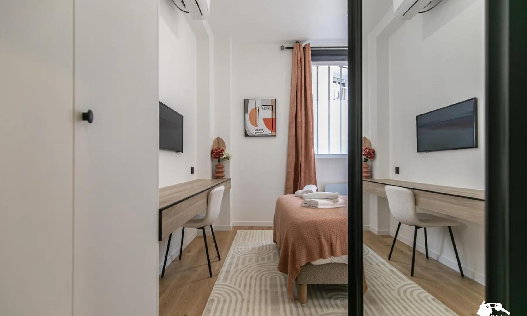 Mba - Felix Faure Luxury Appart Proche Tour Eiffel Paris 0*,  Fransa