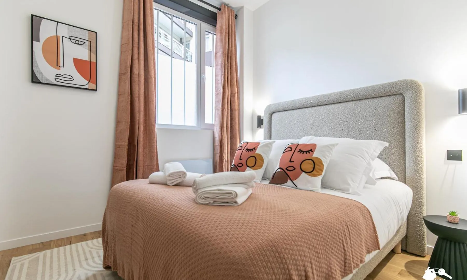 Mba - Felix Faure Luxury Appart Proche Tour Eiffel Paris 0*,  France